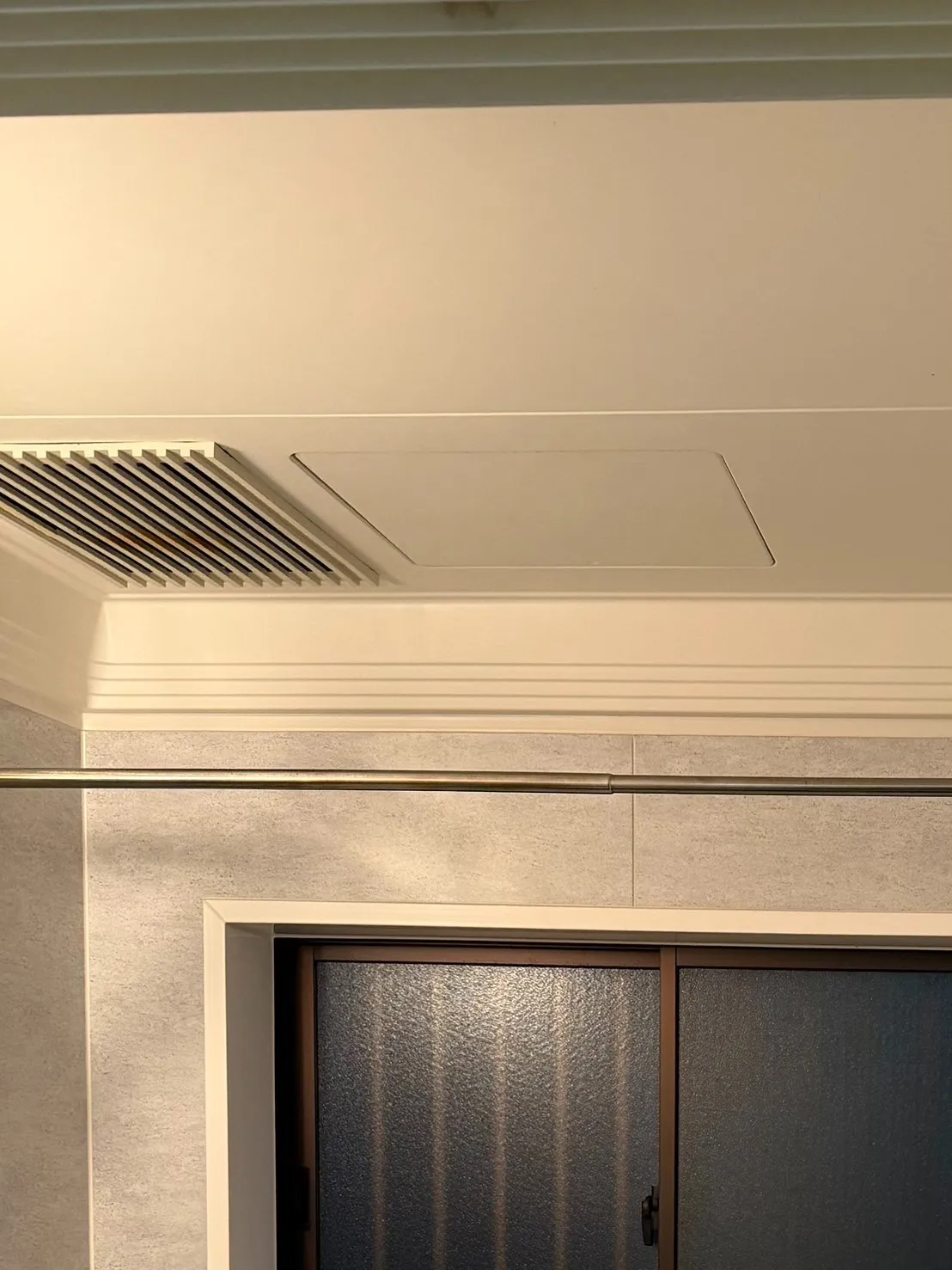 浴室暖房乾燥機が故障したので交換しました。